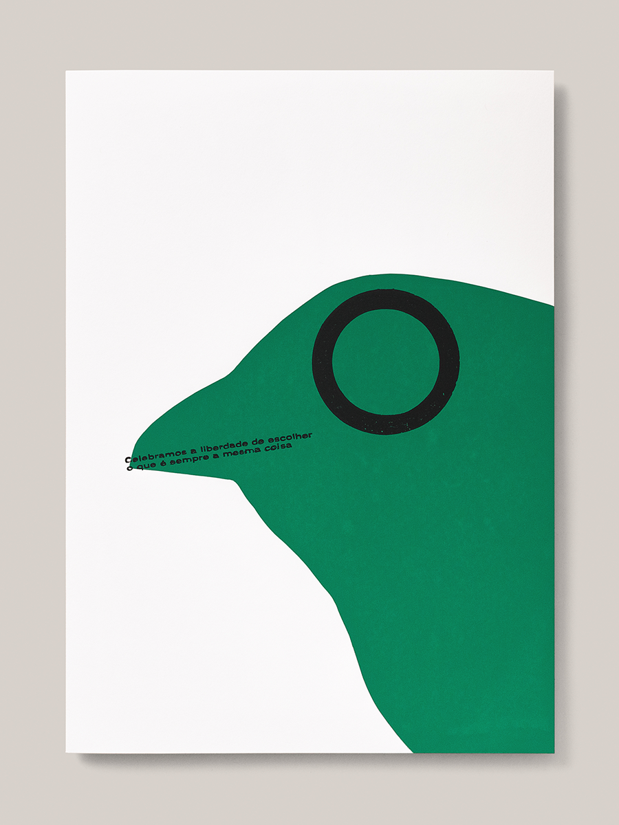 Celebramos a liberdade de escolher o que é sempre a mesma coisa. – Casa Rex, image size:900x1200